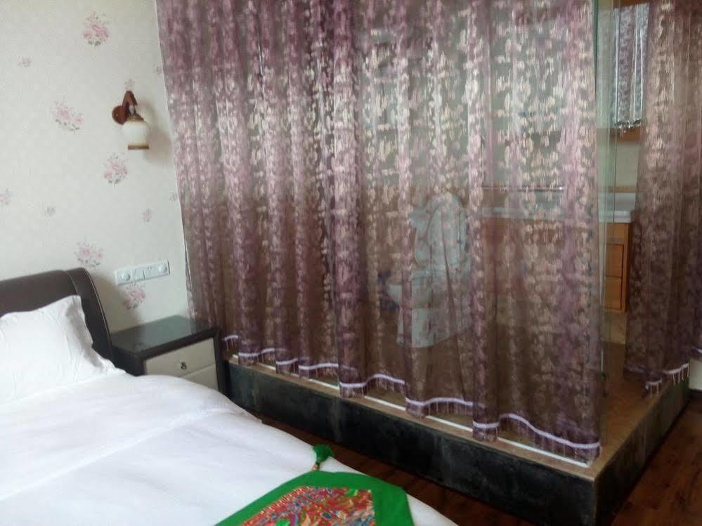 Shuanglang Jinxiangyuan Hotel Dali Shuanglang Bagian luar foto