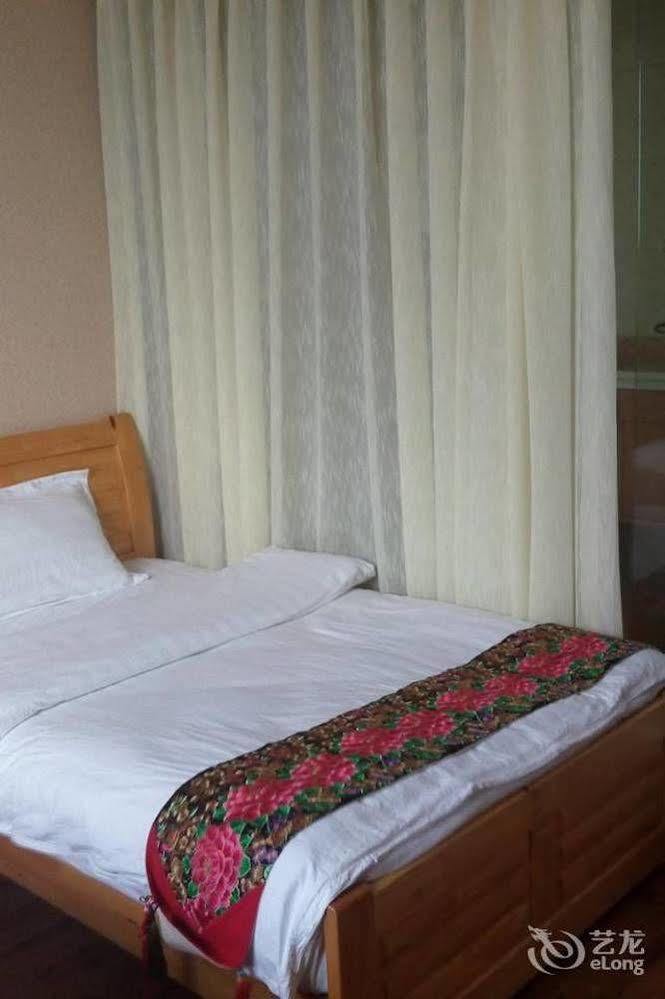 Shuanglang Jinxiangyuan Hotel Dali Shuanglang Bagian luar foto